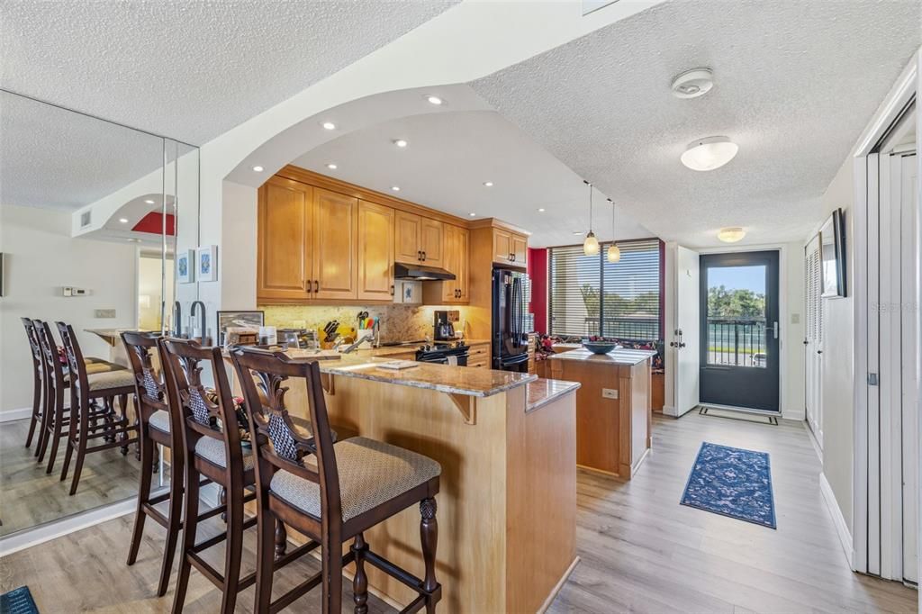 For Rent: $3,000 (2 beds, 2 baths, 1270 Square Feet)