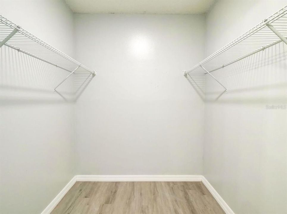 For Sale: $349,900 (3 beds, 2 baths, 1486 Square Feet)