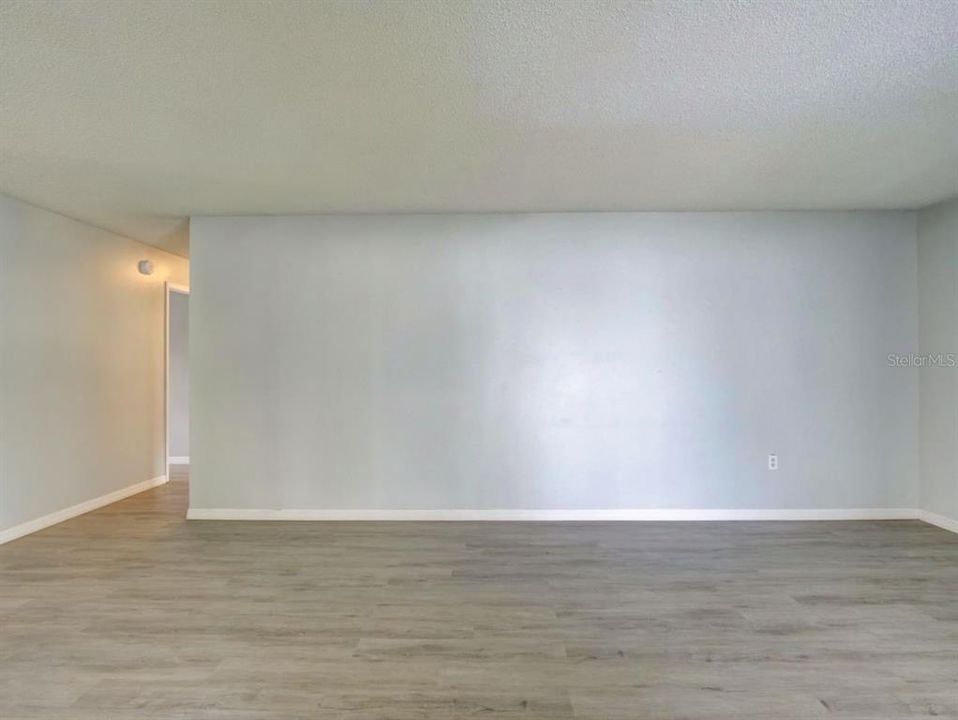 For Sale: $349,900 (3 beds, 2 baths, 1486 Square Feet)