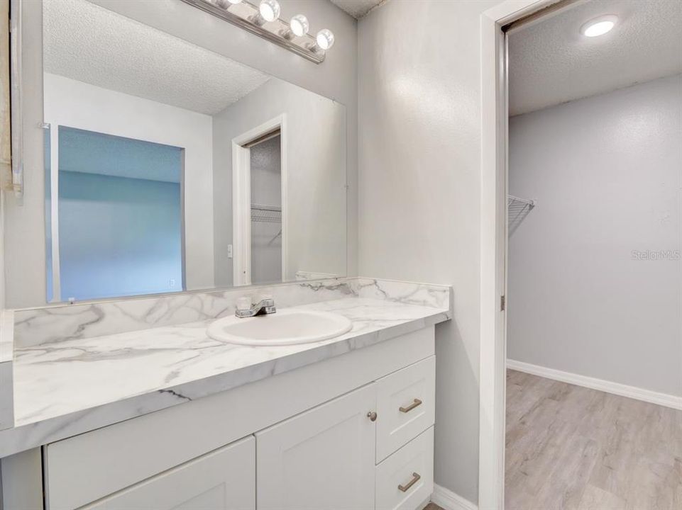 For Sale: $349,900 (3 beds, 2 baths, 1486 Square Feet)