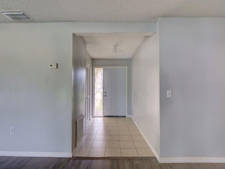 For Sale: $349,900 (3 beds, 2 baths, 1486 Square Feet)