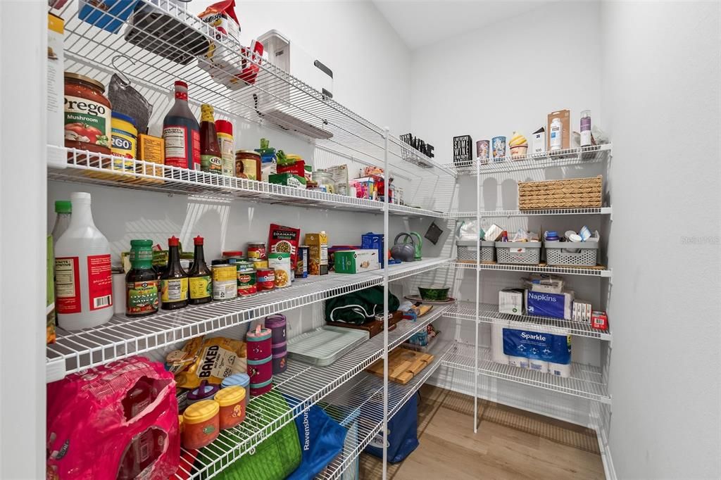 En Venta: $550,000 (4 camas, 2 baños, 2322 Pies cuadrados)
