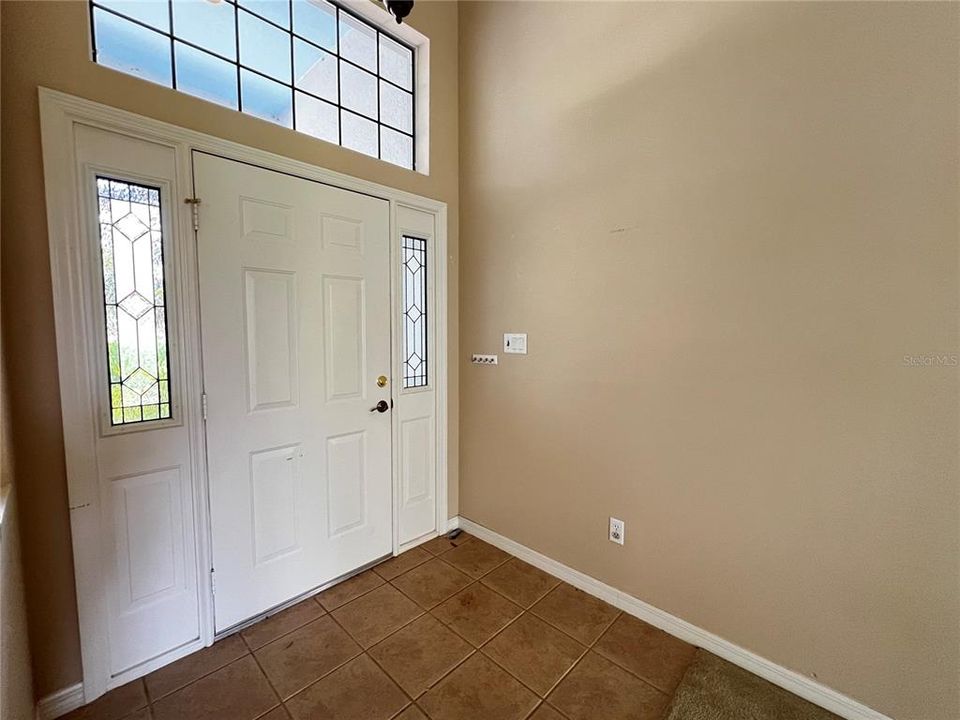 En Venta: $269,000 (3 camas, 2 baños, 1918 Pies cuadrados)