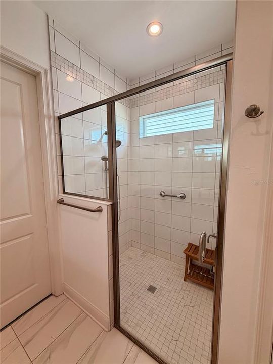 For Rent: $3,700 (3 beds, 2 baths, 1719 Square Feet)