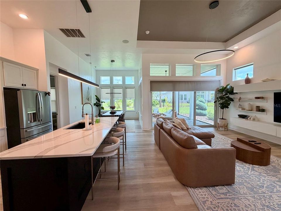 For Rent: $3,700 (3 beds, 2 baths, 1719 Square Feet)