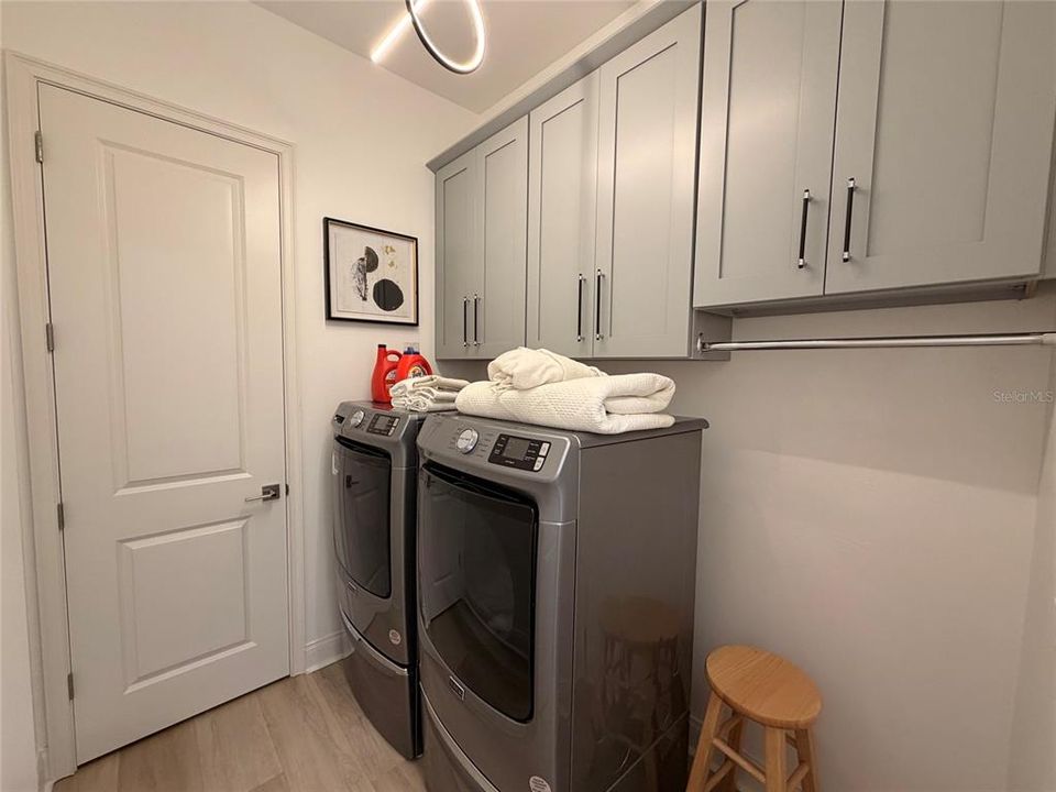 For Rent: $3,700 (3 beds, 2 baths, 1719 Square Feet)