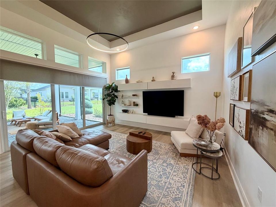 For Rent: $3,700 (3 beds, 2 baths, 1719 Square Feet)