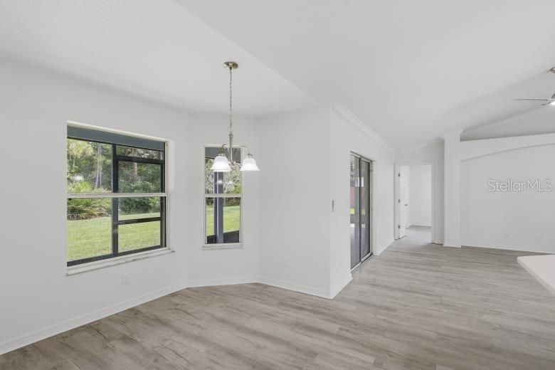 For Sale: $340,000 (4 beds, 2 baths, 1824 Square Feet)