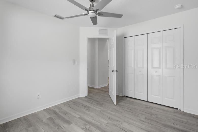 For Sale: $340,000 (4 beds, 2 baths, 1824 Square Feet)