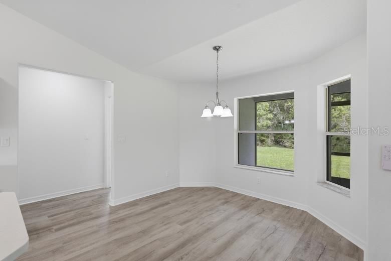 For Sale: $340,000 (4 beds, 2 baths, 1824 Square Feet)