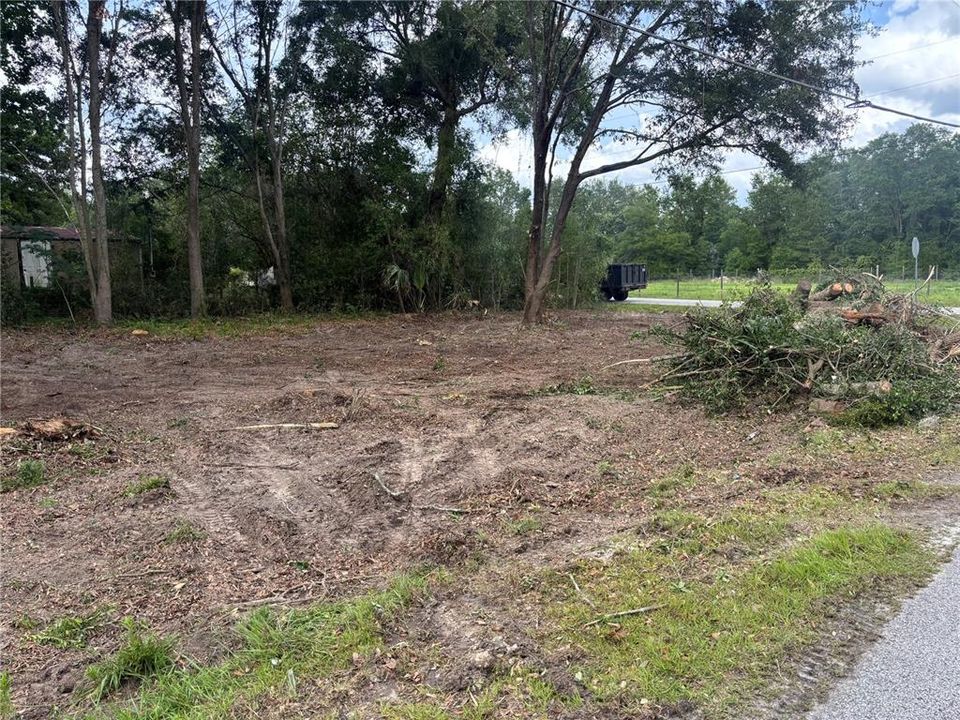 待售: $35,000 (0.23 acres)