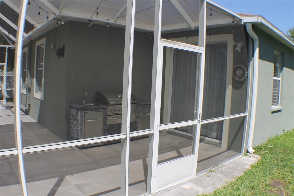 For Sale: $380,000 (3 beds, 2 baths, 1541 Square Feet)
