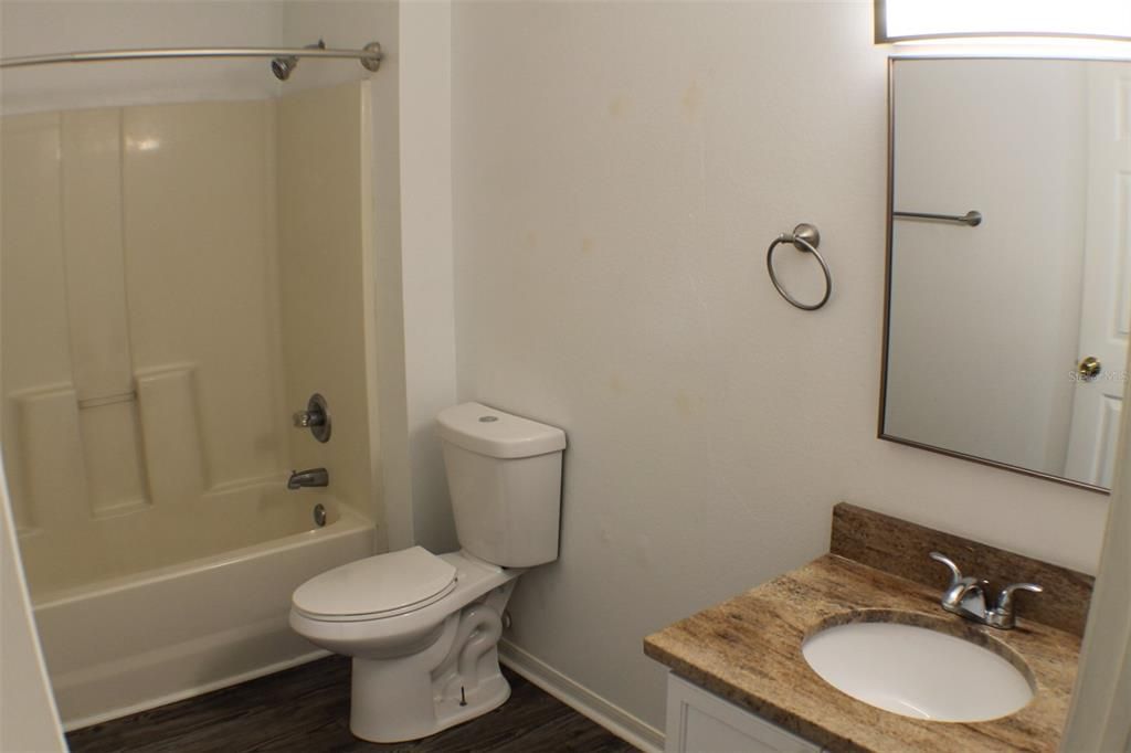 For Sale: $380,000 (3 beds, 2 baths, 1541 Square Feet)