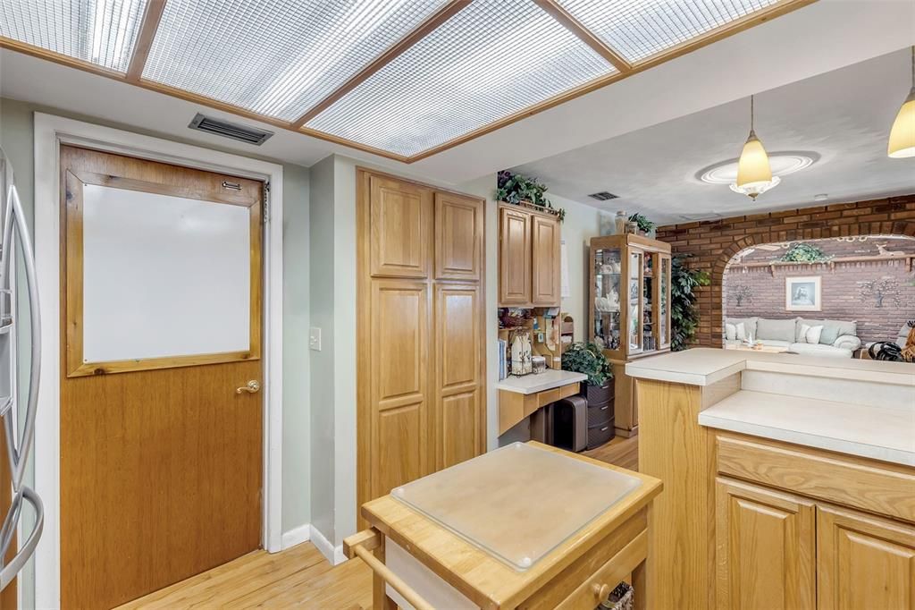 На продажу: $435,000 (3 спален, 2 ванн, 1484 Квадратных фут)