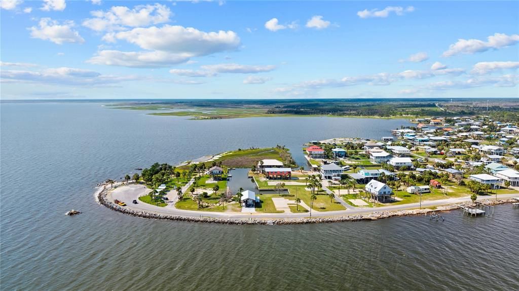 En Venta: $309,900 (0.28 acres)