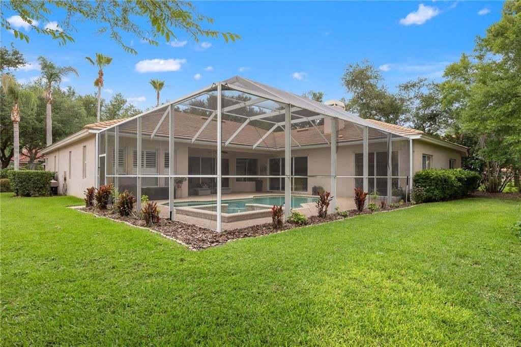 For Sale: $880,000 (6 beds, 3 baths, 3610 Square Feet)