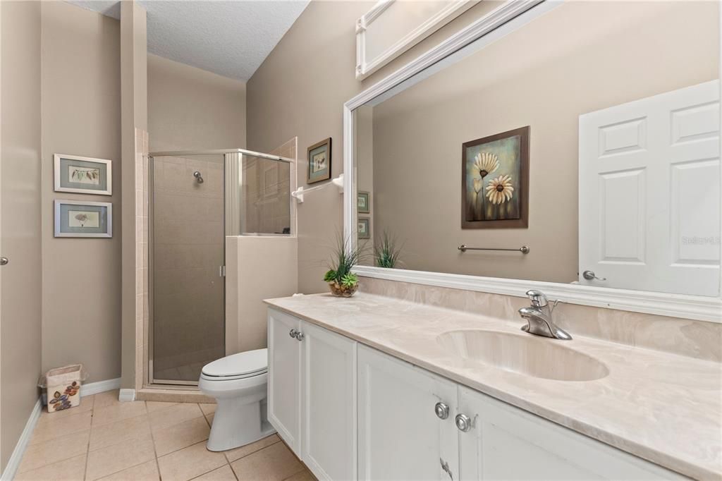 For Sale: $880,000 (6 beds, 3 baths, 3610 Square Feet)