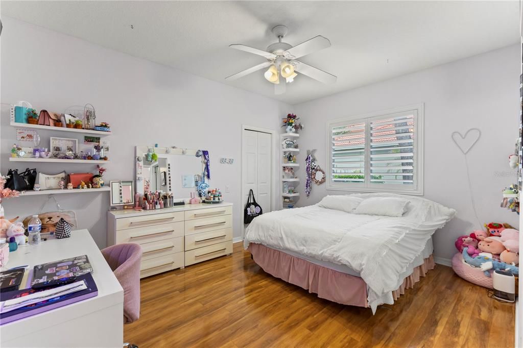For Sale: $880,000 (6 beds, 3 baths, 3610 Square Feet)