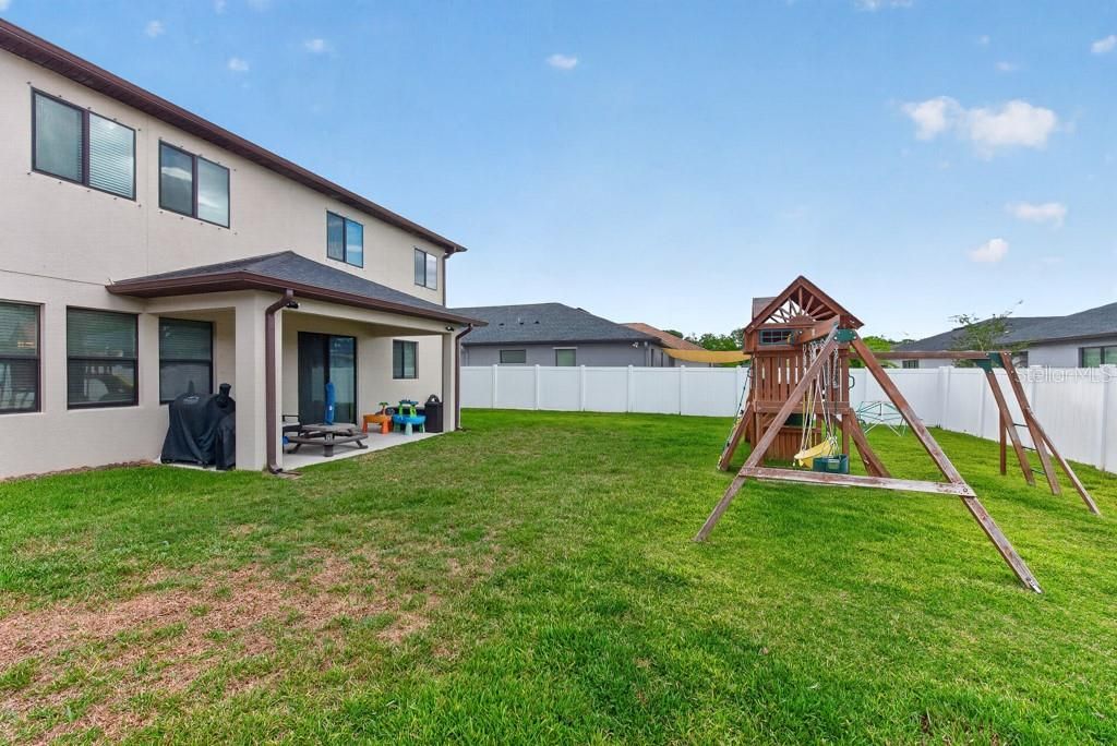 En Venta: $565,000 (5 camas, 3 baños, 2738 Pies cuadrados)