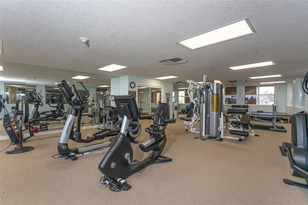 For Sale: $549,900 (3 beds, 2 baths, 1640 Square Feet)