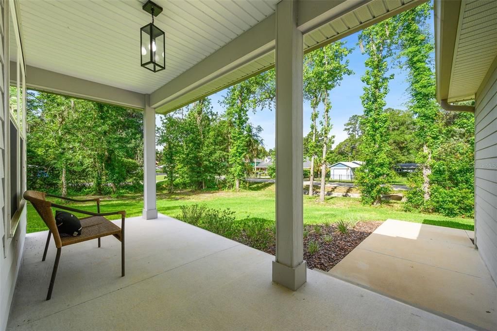 For Sale: $339,000 (3 beds, 2 baths, 1371 Square Feet)