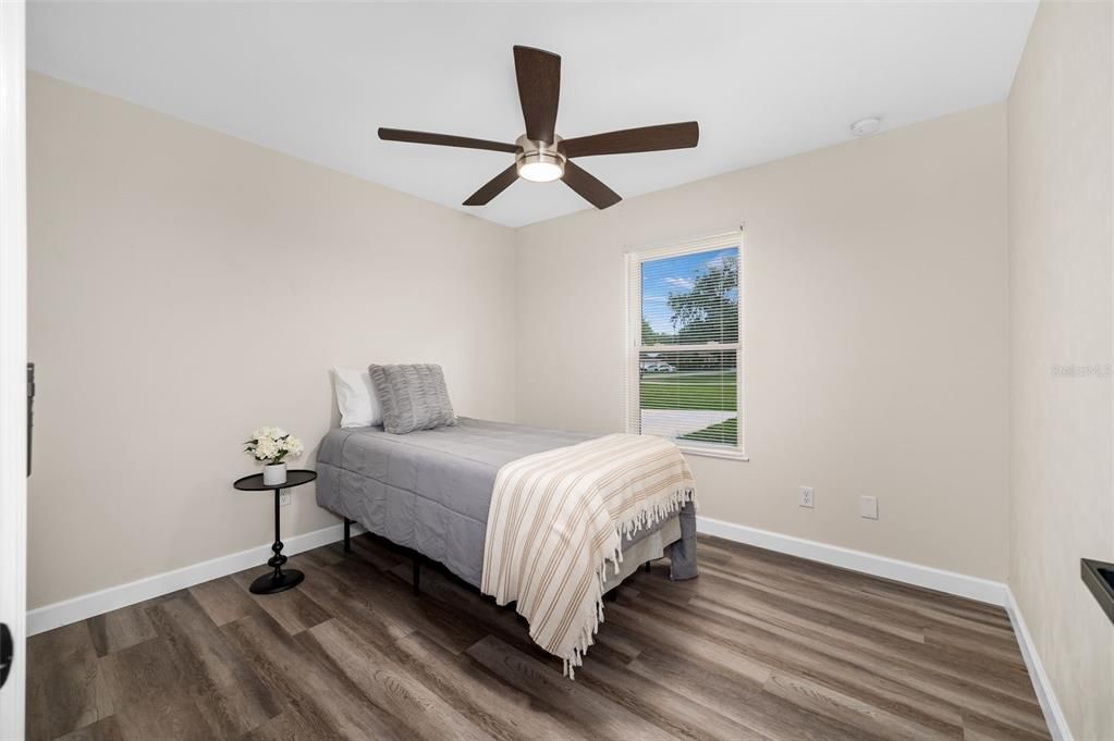 For Sale: $339,000 (3 beds, 2 baths, 1371 Square Feet)