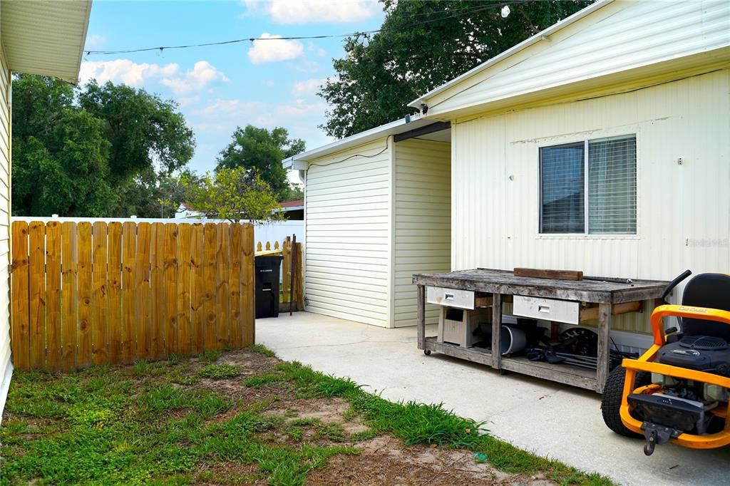 For Sale: $259,900 (2 beds, 3 baths, 1032 Square Feet)