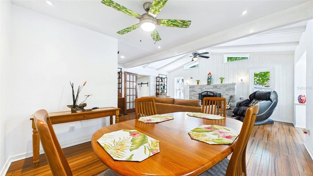 For Sale: $749,000 (3 beds, 3 baths, 1569 Square Feet)