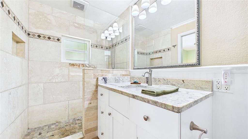 For Sale: $749,000 (3 beds, 3 baths, 1569 Square Feet)