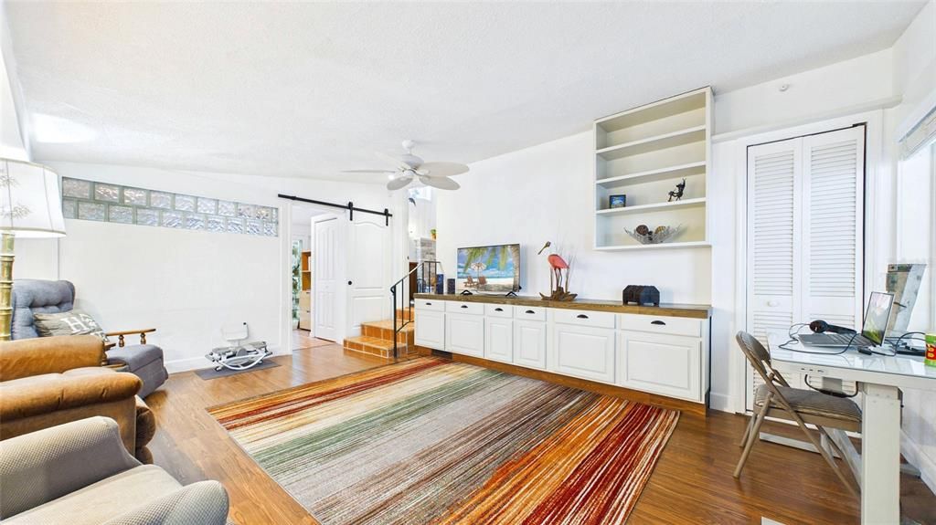 For Sale: $749,000 (3 beds, 3 baths, 1569 Square Feet)