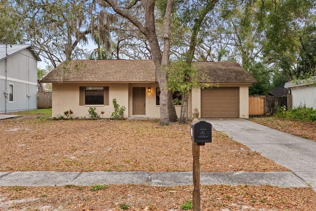 For Rent: $2,000 (2 beds, 2 baths, 1093 Square Feet)