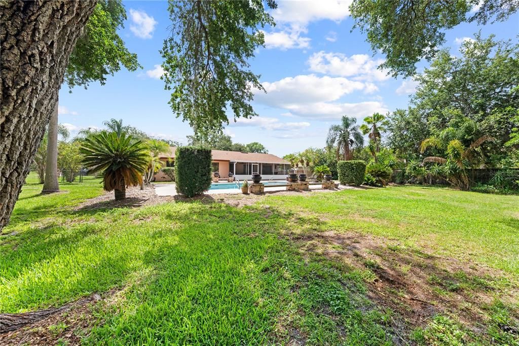 For Sale: $450,000 (3 beds, 2 baths, 1635 Square Feet)