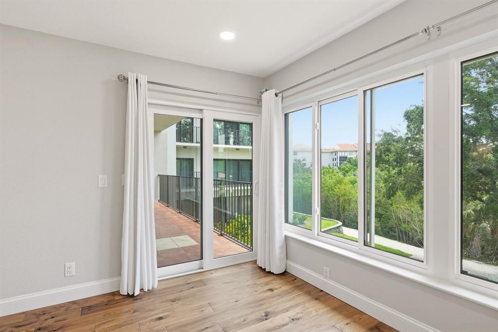 En Venta: $425,000 (3 camas, 2 baños, 1666 Pies cuadrados)
