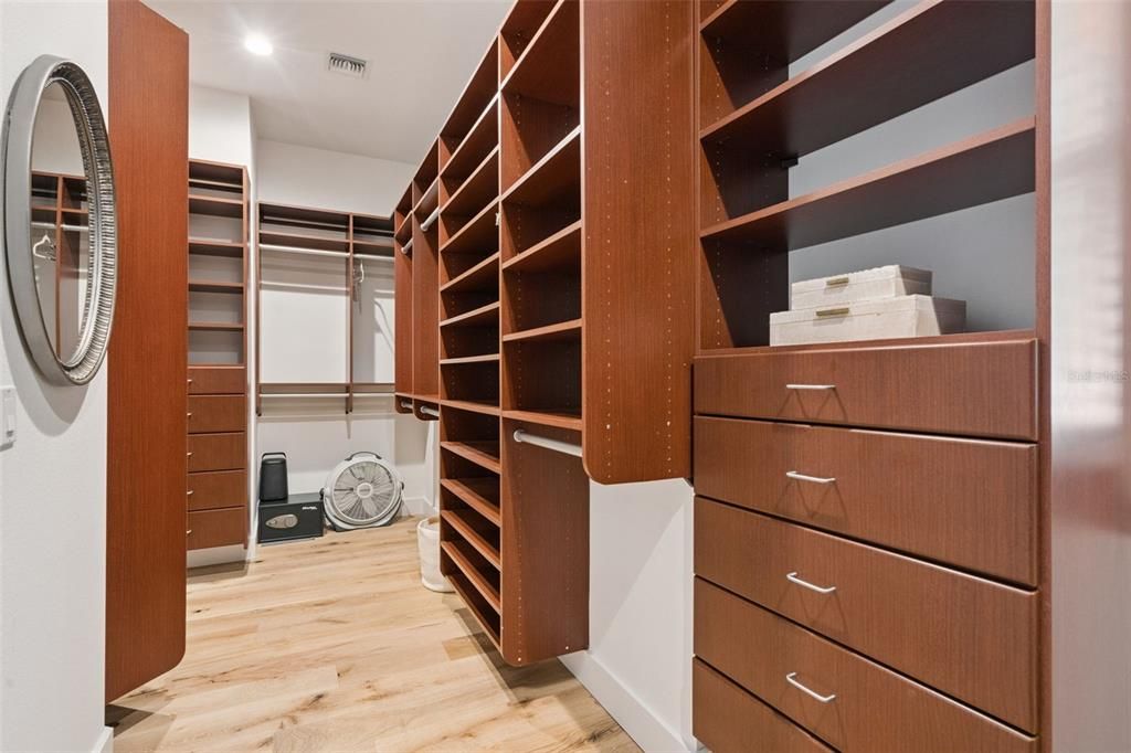 На продажу: $2,375,000 (5 спален, 4 ванн, 4181 Квадратных фут)