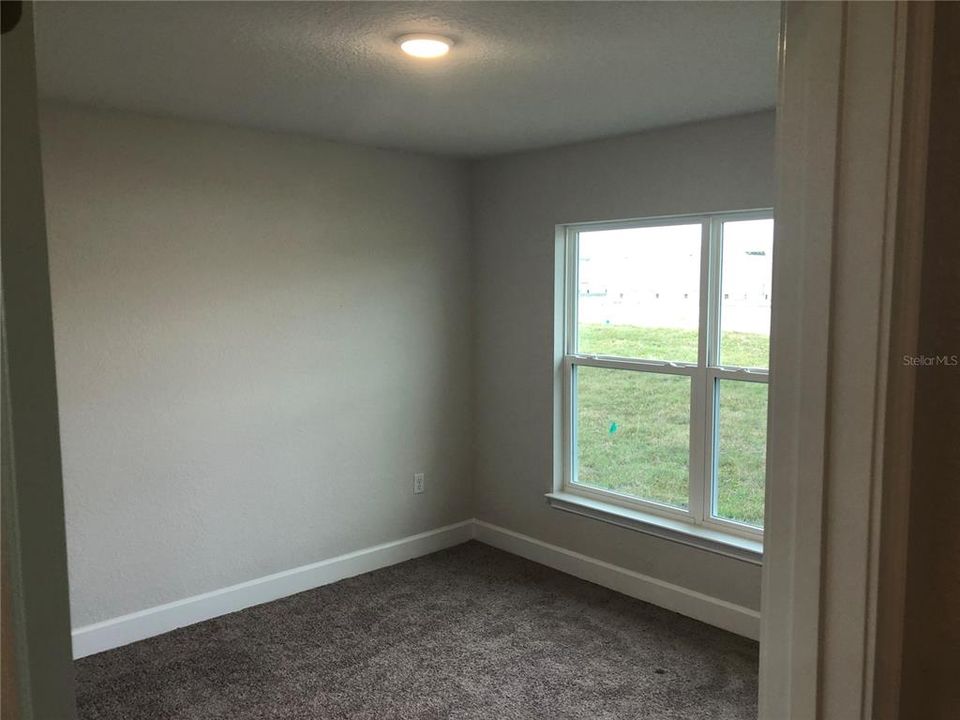 En Venta: $334,250 (4 camas, 2 baños, 2151 Pies cuadrados)