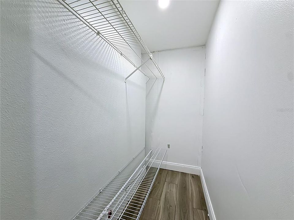 For Sale: $547,000 (2 beds, 2 baths, 1600 Square Feet)