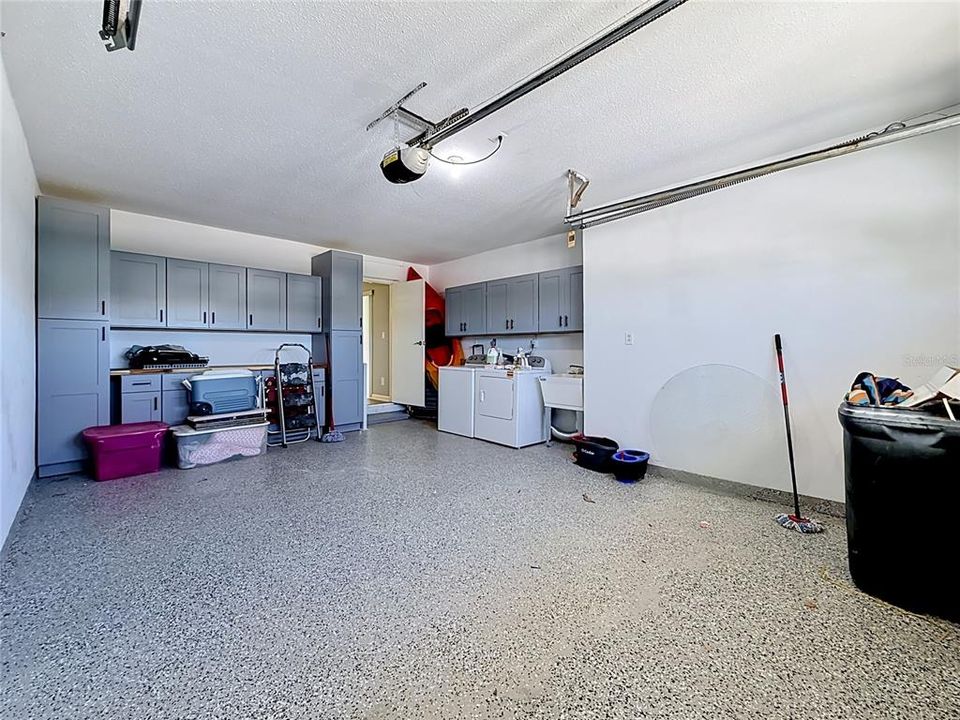 For Sale: $547,000 (2 beds, 2 baths, 1600 Square Feet)