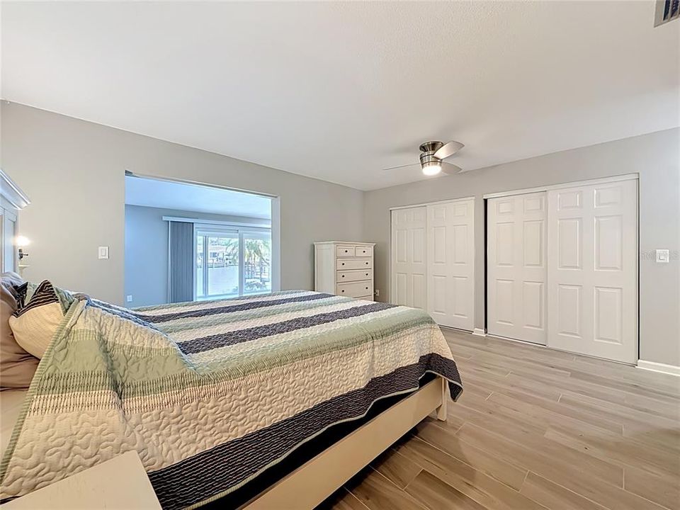 For Sale: $547,000 (2 beds, 2 baths, 1600 Square Feet)