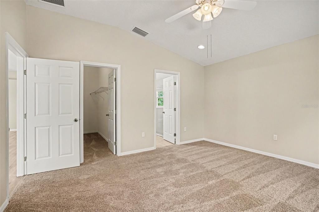 For Sale: $249,900 (3 beds, 2 baths, 1526 Square Feet)