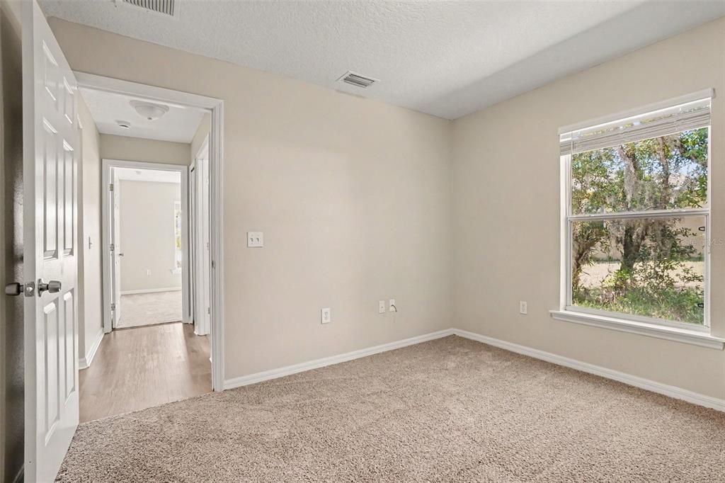 For Sale: $249,900 (3 beds, 2 baths, 1526 Square Feet)