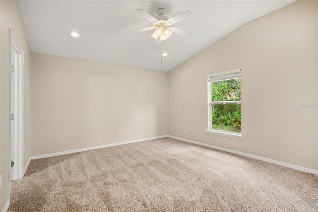 For Sale: $249,900 (3 beds, 2 baths, 1526 Square Feet)