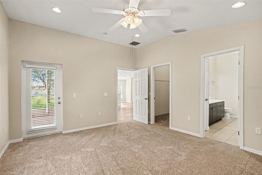 For Sale: $249,900 (3 beds, 2 baths, 1526 Square Feet)