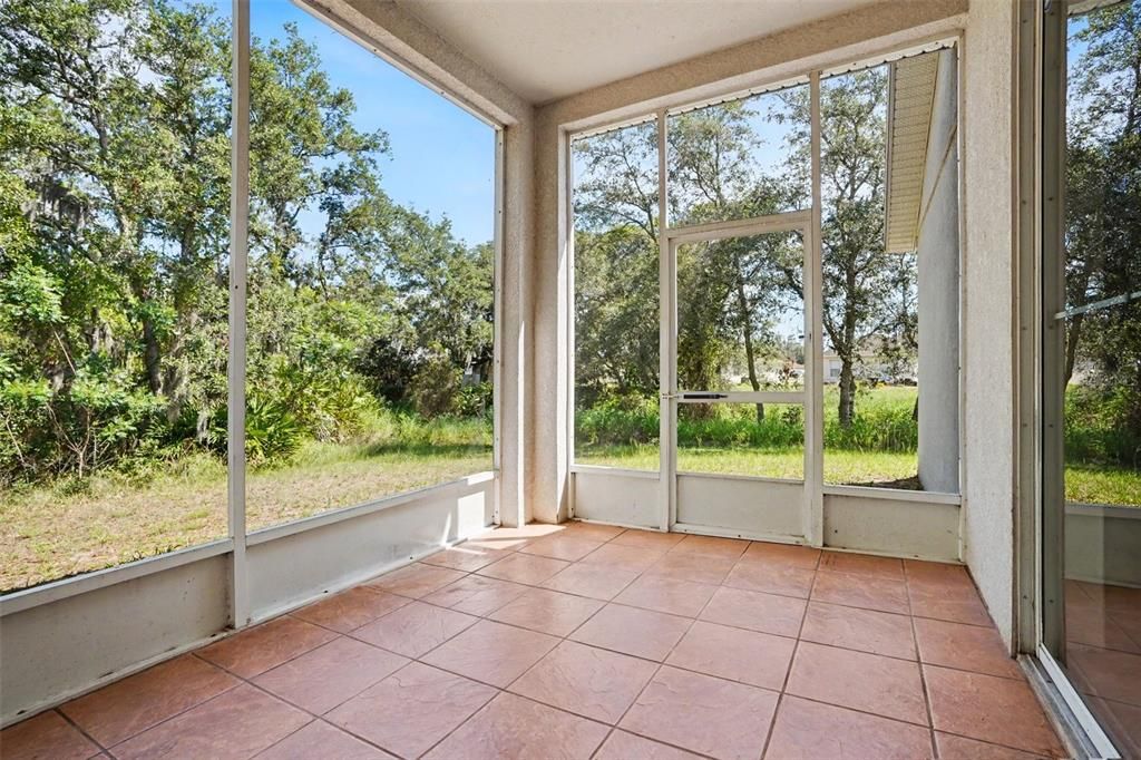 For Sale: $249,900 (3 beds, 2 baths, 1526 Square Feet)