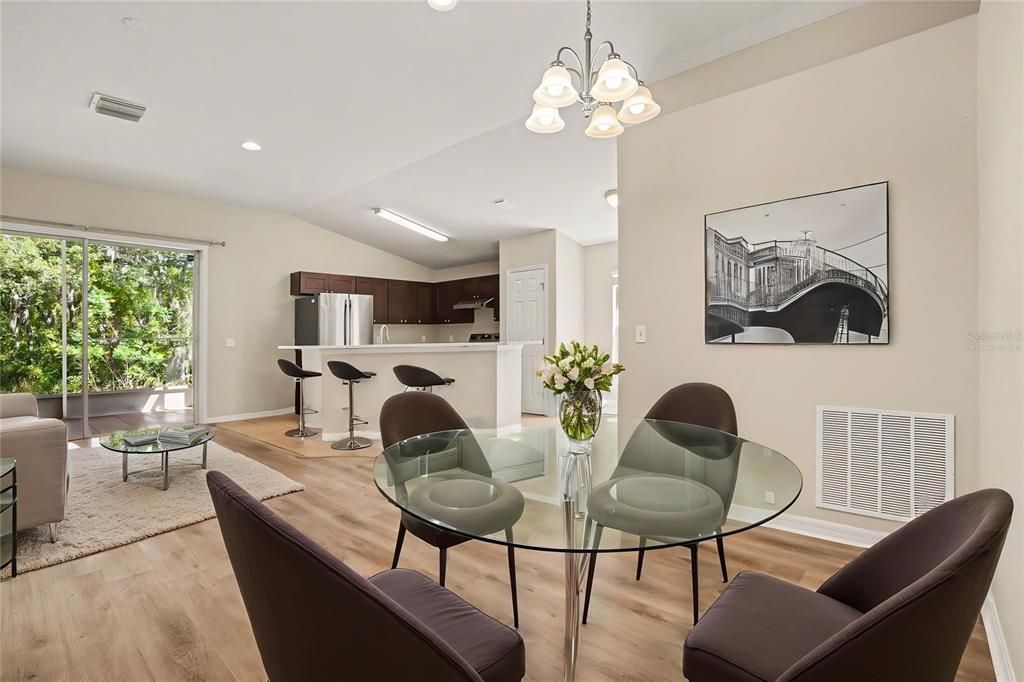 For Sale: $249,900 (3 beds, 2 baths, 1526 Square Feet)