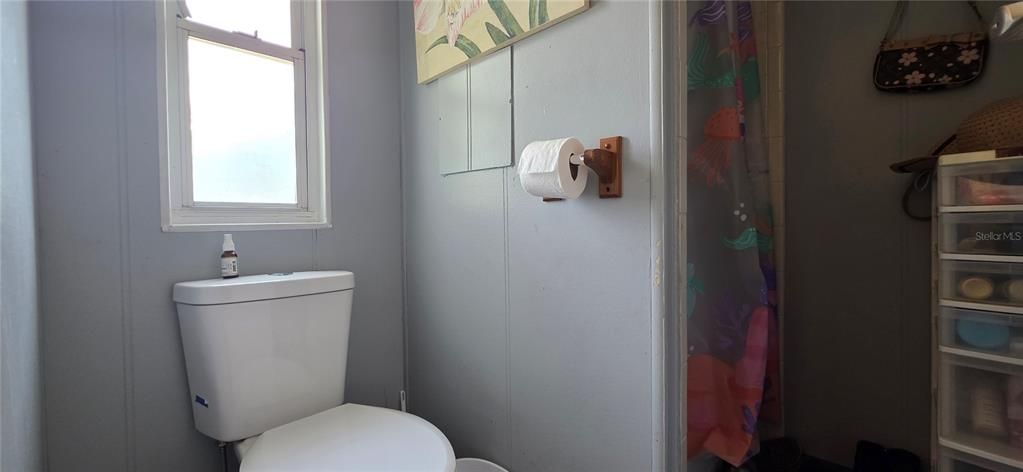 For Sale: $125,000 (2 beds, 2 baths, 960 Square Feet)