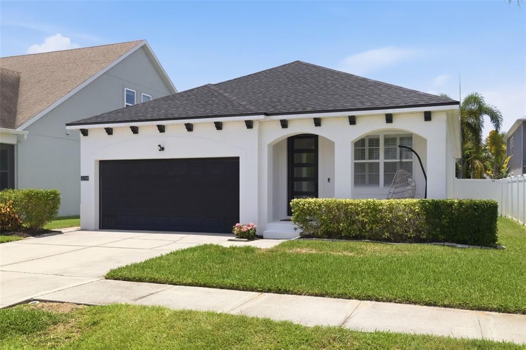 Activo con contrato: $549,900 (3 camas, 2 baños, 1551 Pies cuadrados)