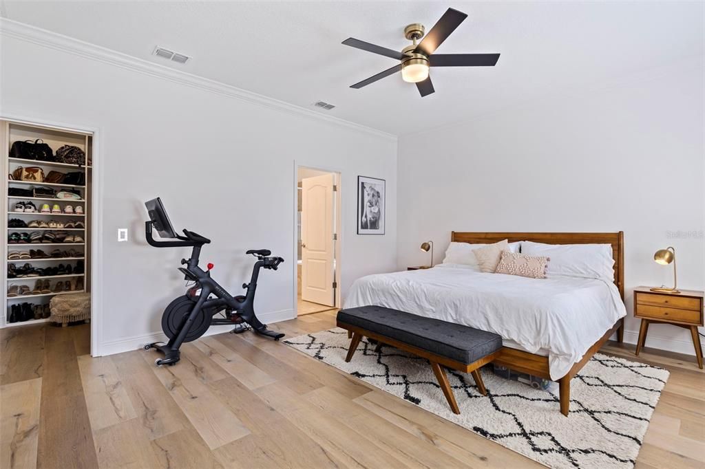 Activo con contrato: $549,900 (3 camas, 2 baños, 1551 Pies cuadrados)