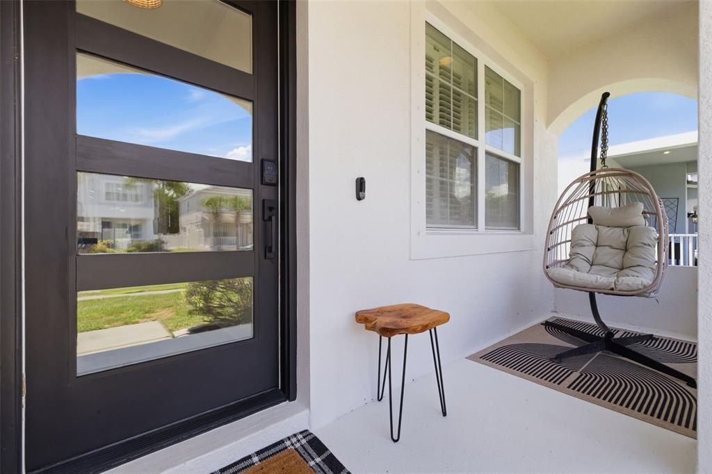 Activo con contrato: $549,900 (3 camas, 2 baños, 1551 Pies cuadrados)