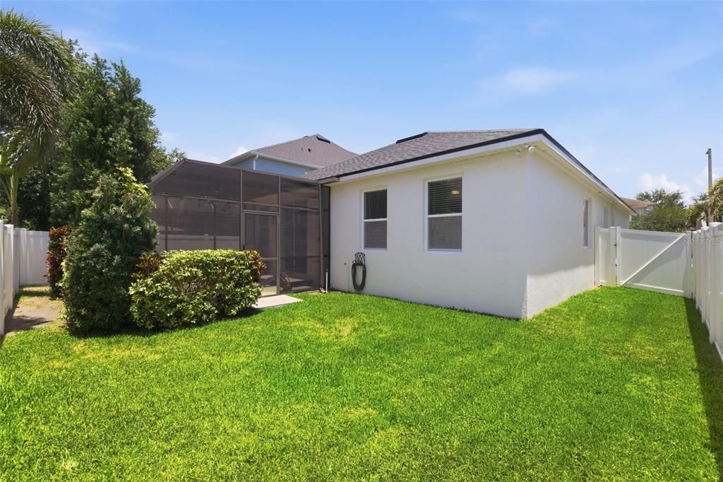 Activo con contrato: $549,900 (3 camas, 2 baños, 1551 Pies cuadrados)