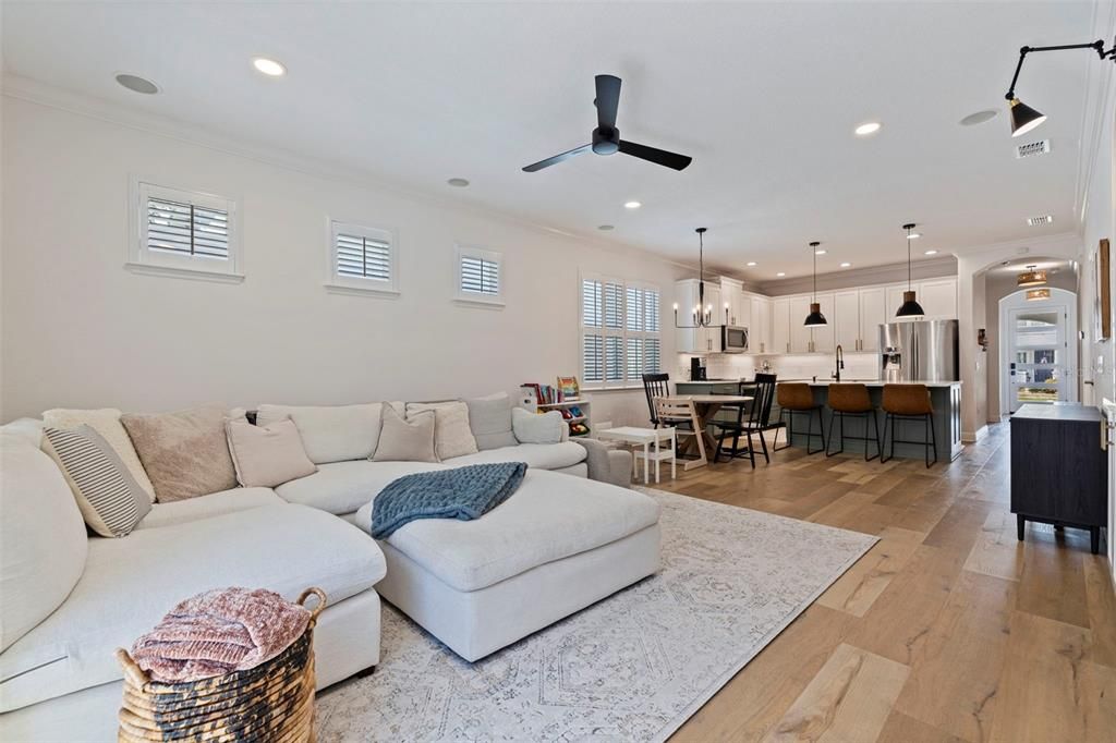 Activo con contrato: $549,900 (3 camas, 2 baños, 1551 Pies cuadrados)